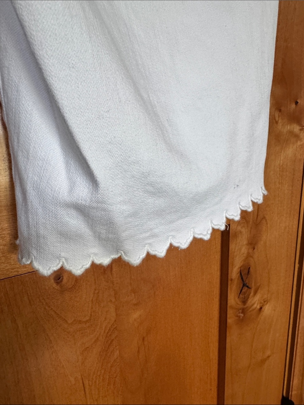 NYDJ White Scalloped Hem Bermuda Denim Shorts - Picture 3 of 3
